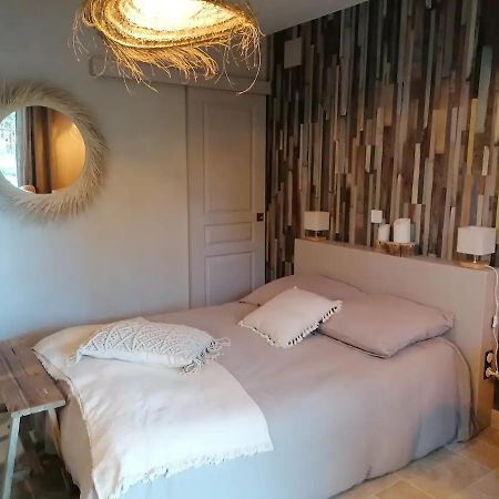 Appartement L'Autre Perle possibilité balnéo en sup à Tourtour Extérieur photo